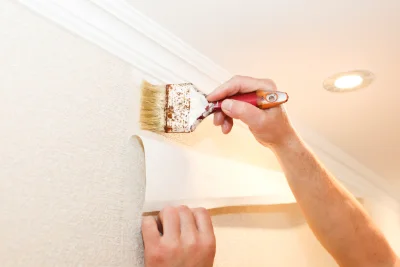 Pose de papier peint à Lacombe — revêtements muraux et toiles de verre